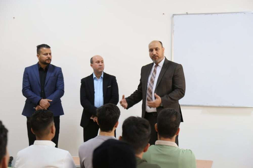 You are currently viewing Dean of the College of Administration and Economics Welcomes Students on the First Day of the New Academic Year