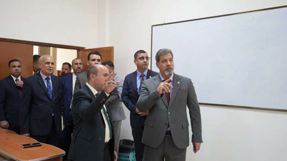 You are currently viewing University of Karbala President Inspects Infrastructure Rehabilitation Works at the College of Administration and Economics and Orders Resumption of Work in One of the Buildings