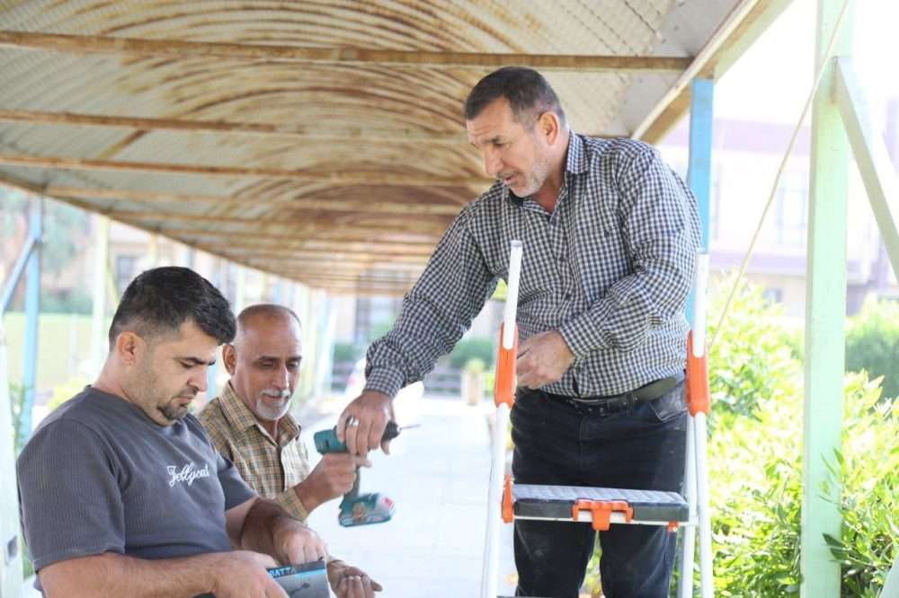 You are currently viewing The Services Division at the Faculty of Business and Economics – University of Karbala Implements a Comprehensive Maintenance Campaign for the College Corridors