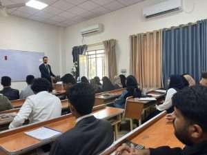 Read more about the article The College of Administration and Economics at the University of Karbala Organizes a Training Course on Cashier Responsibilities