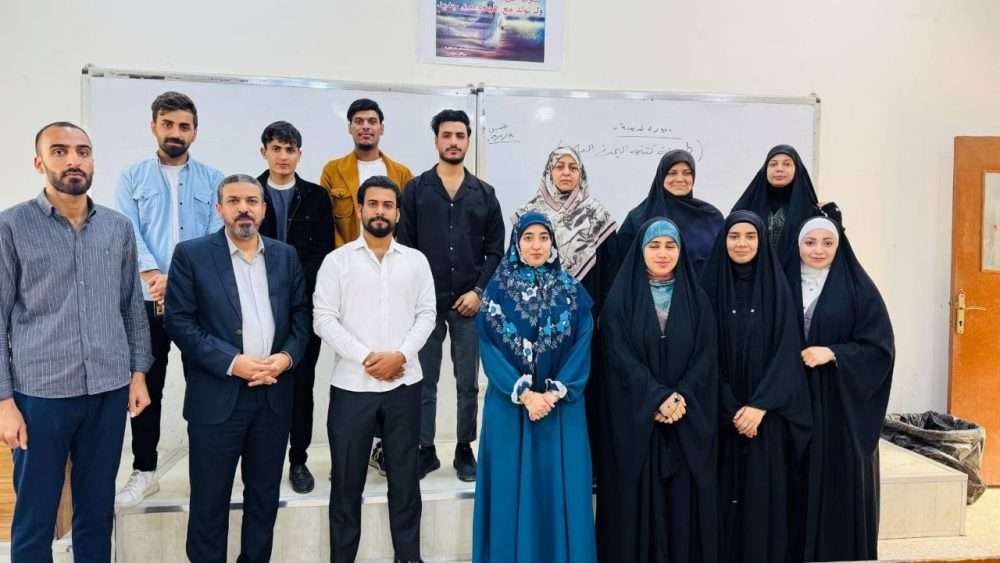 To Prepare Graduating Students: The College of Administration and Economics Organizes a Course on the Principles and Methodology of Scientific Research Writing